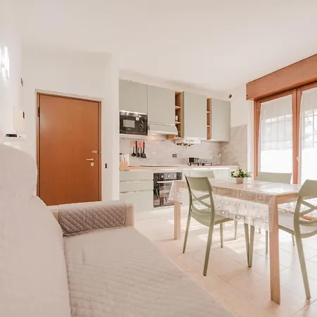 Rife House - 10 Min Da Fiera & Wi-fi *