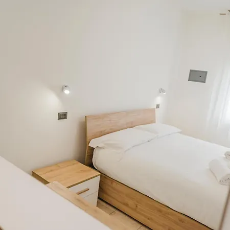 Rife House - 10 Min Da Fiera & Wi-fi Appartement