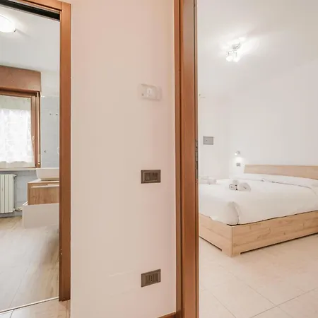 Rife House - 10 Min Da Fiera & Wi-fi Appartement