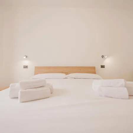 Rife House - 10 Min Da Fiera & Wi-fi Vérone
