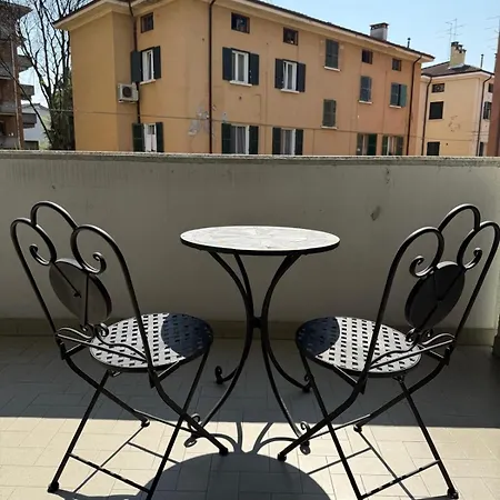 Rife House - 10 Min Da Fiera & Wi-fi Appartement Vérone